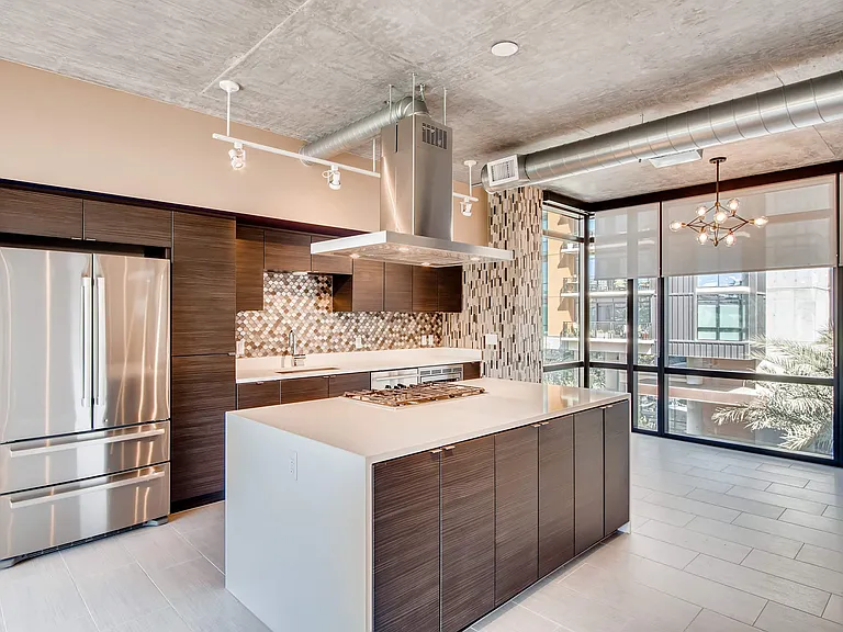 100 W Portland St #408 — Photo 4