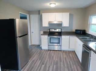 201 Summer St, Rossville, GA 30741