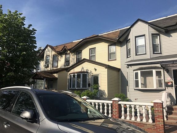 3rd image of 10727 109th St