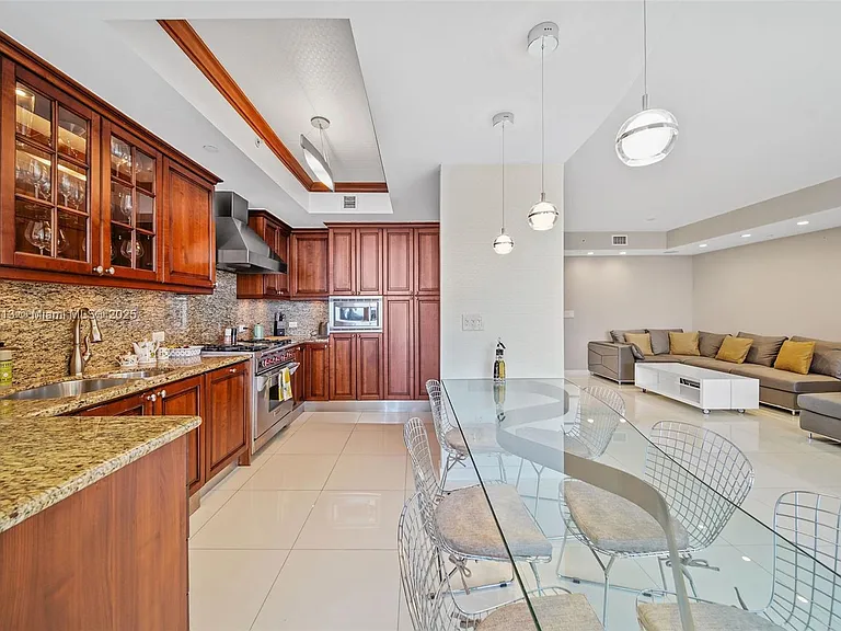 17875 Collins Ave #4205 — Photo 10