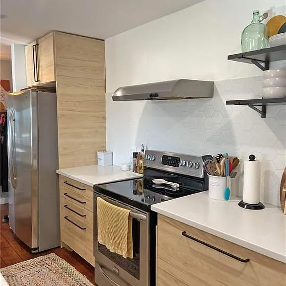 2230 Trafalgar St #325 — Photo 9