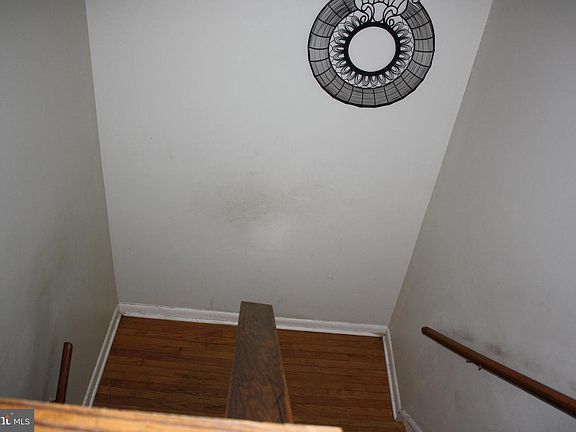 5th image of 608 Cumberland St