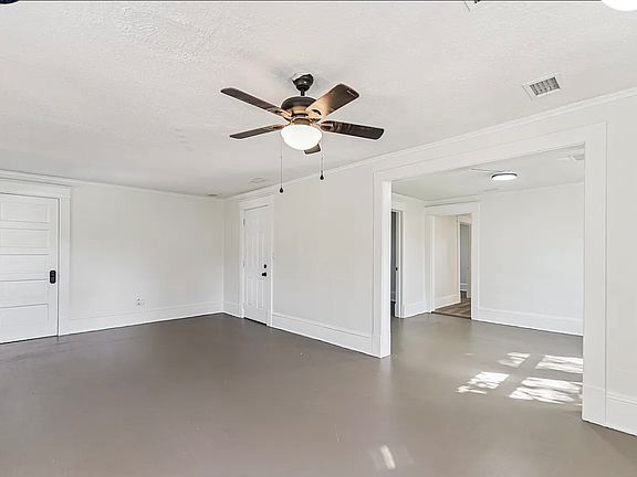 4th image of 641 N Orange Ave #641