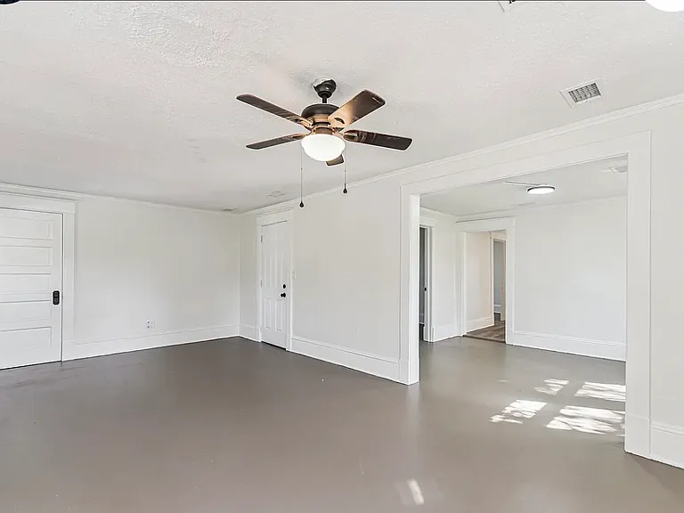 641 N Orange Ave #643 — Photo 5