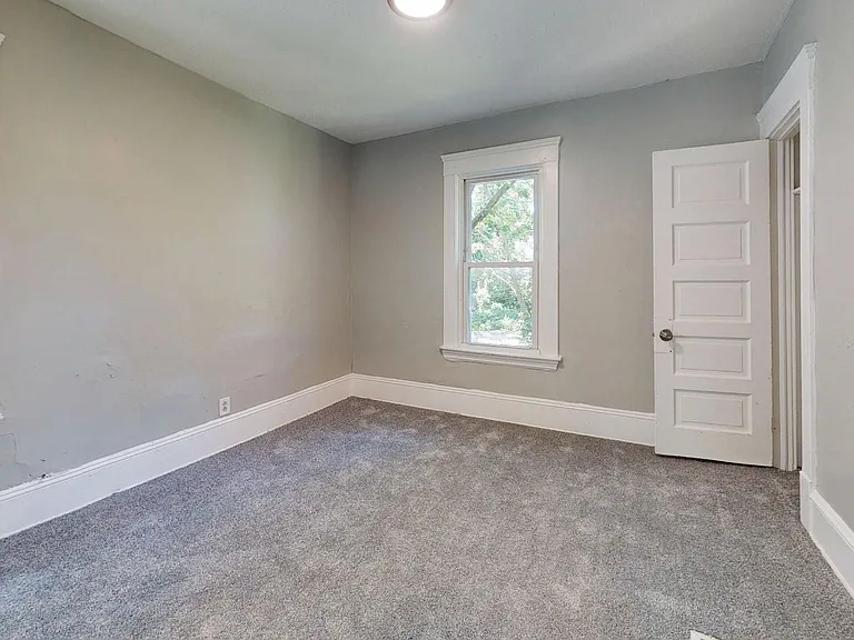 3222 W 94th St — Photo 62