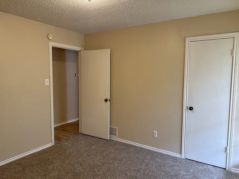 1706 Wisteria St — Photo 15