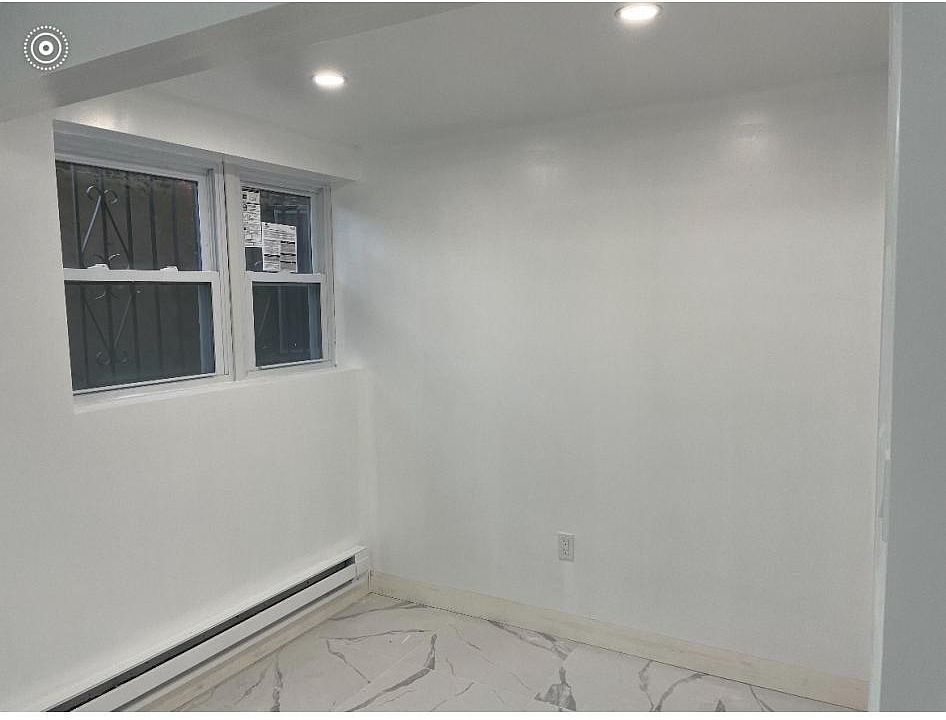1st image of 1321 Bell Blvd #B