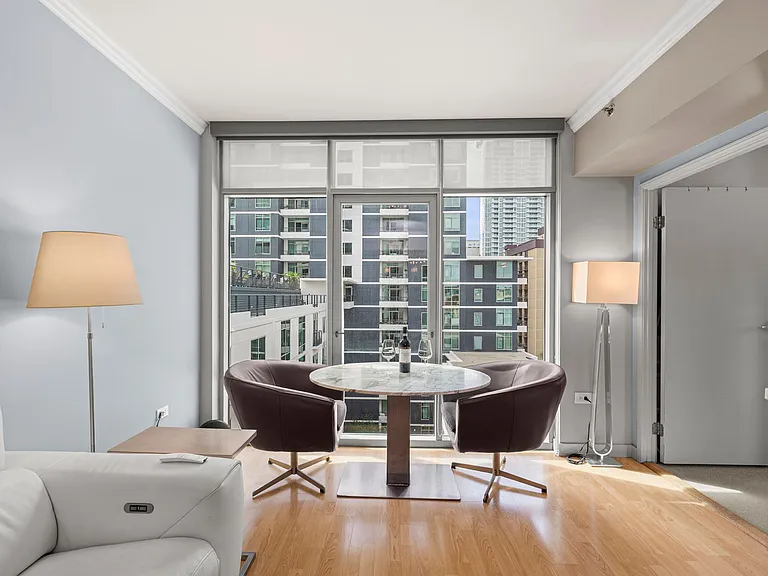 425 W Beech St #854 — Photo 14