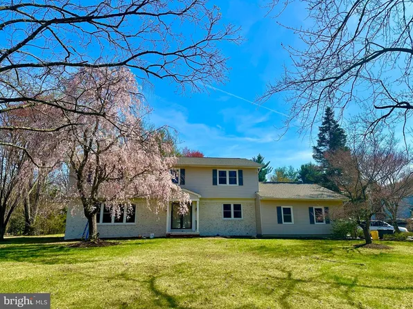 25 Park Hill Ter, Princeton Junction, NJ 08550