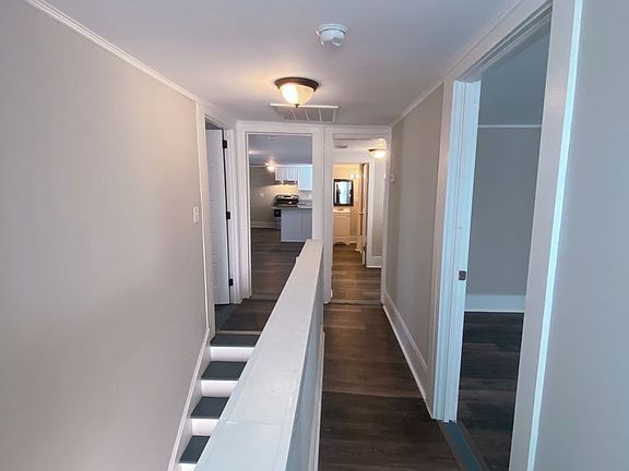 3rd image of 2113 Angier Ave #B