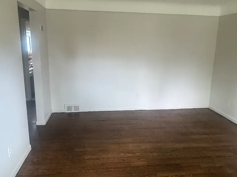 22150 Avon Ave — Photo 3