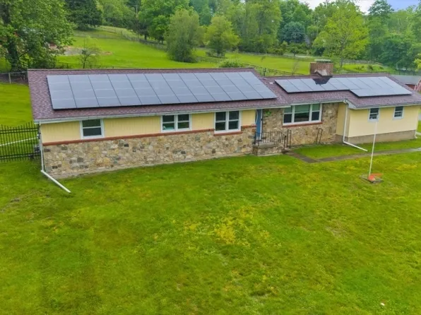 650 Woodglen Rd, Lebanon Twp., NJ 08826