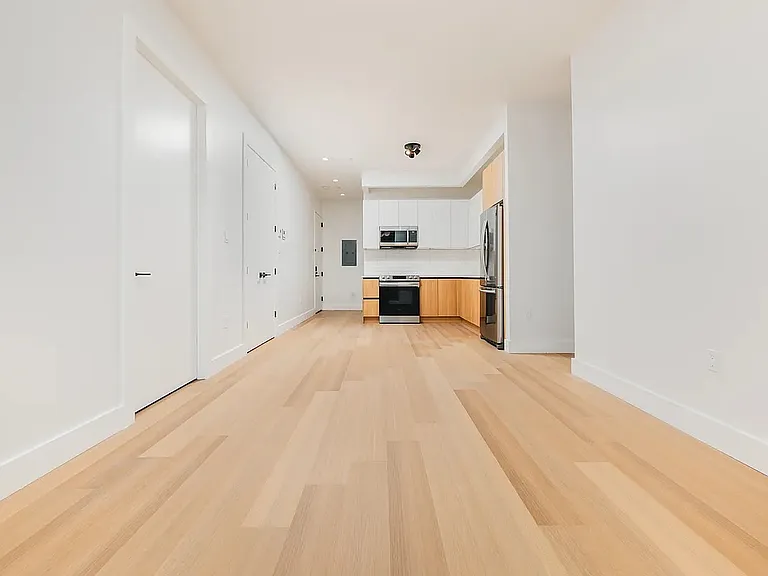 420 Gates Ave #D4 — Photo 6