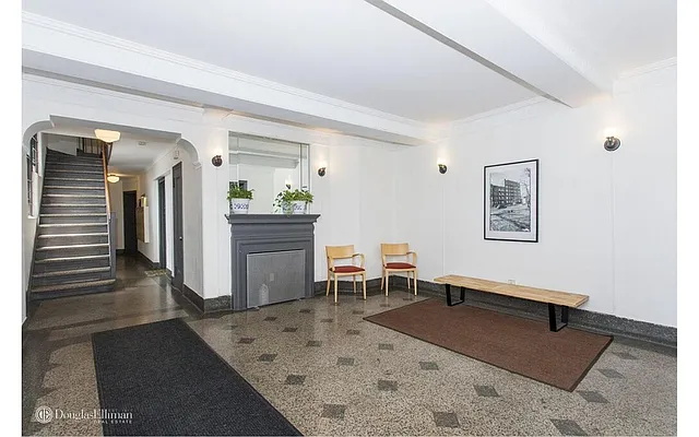 Sold by Douglas Elliman | media 20