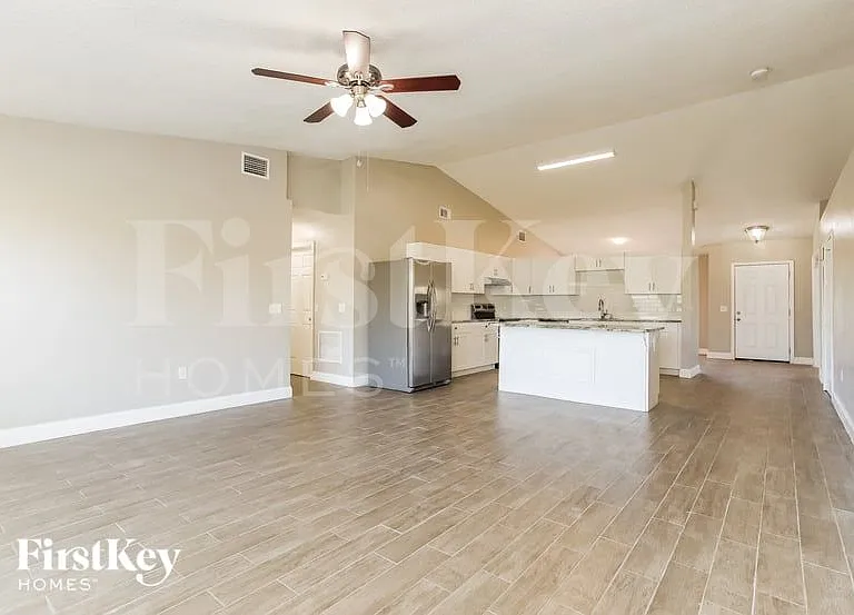 448 Bar Ct — Photo 5