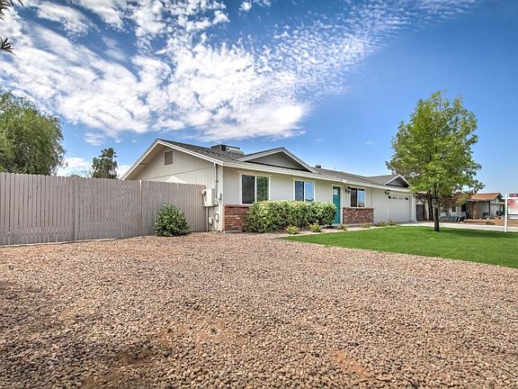 2641 E Juanita Ave-2