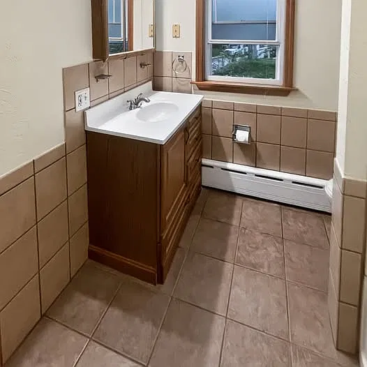 2 bed, 1200 sqft, $1,600 — Photo 2