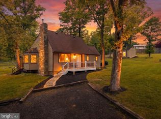 369 Mountain Lake Dr, Front Royal, VA 22630