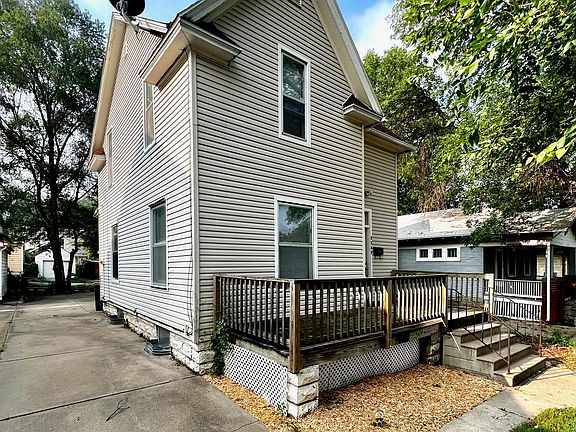 2nd image of 3245 S St