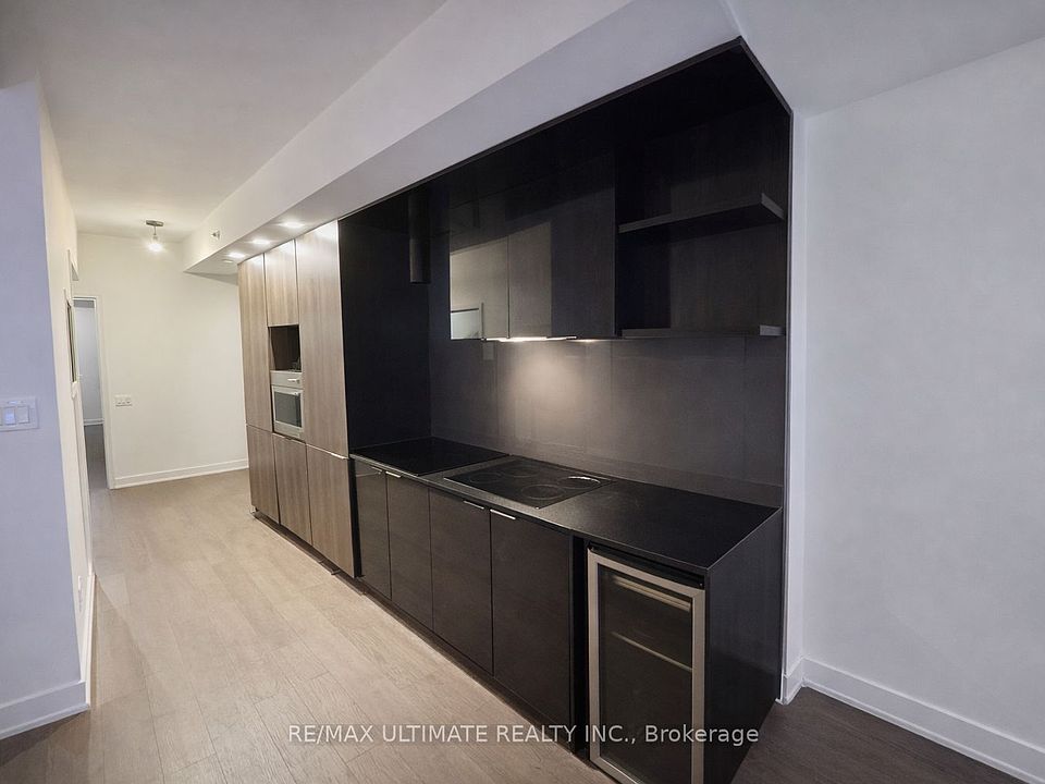 1st image of 70 Temperance St #605
