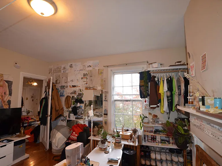 40 Bowen St #2 — Photo 9
