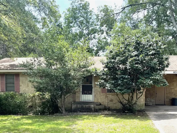 1404 Regina St, Mansfield, LA 71052