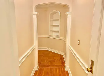 Rented by RealTegrity NY LLC