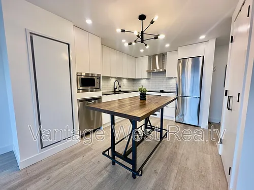 1471 Saint Paul St #711 Photo 1