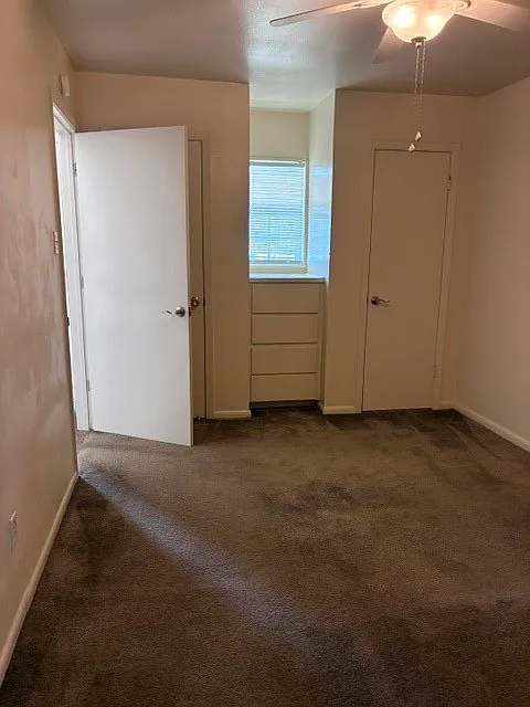 711 W King Ave — Photo 4