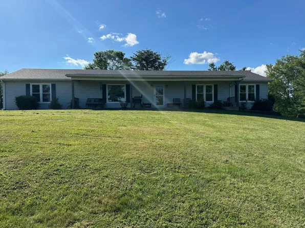1056 Old Danville Rd, Lancaster, KY 40444