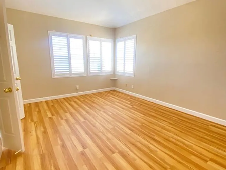 2808 Elsnab Ct — Photo 15