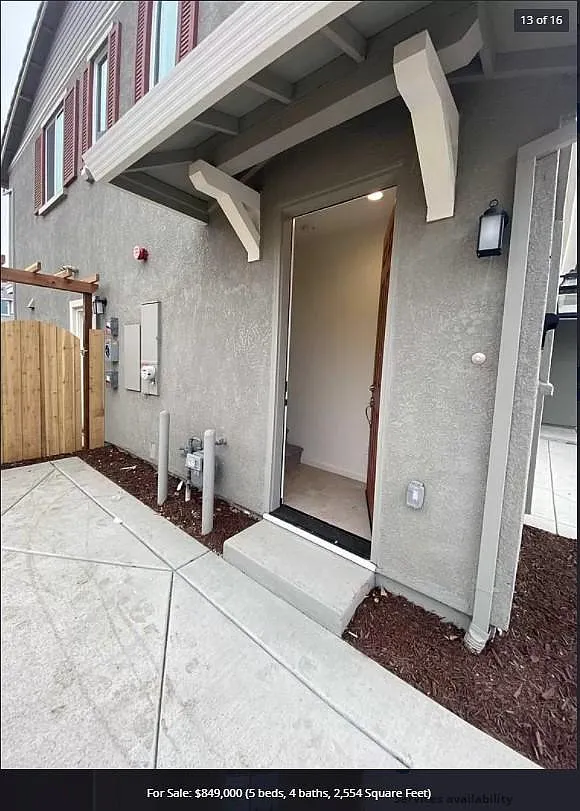 288 E Taube St — Photo 2