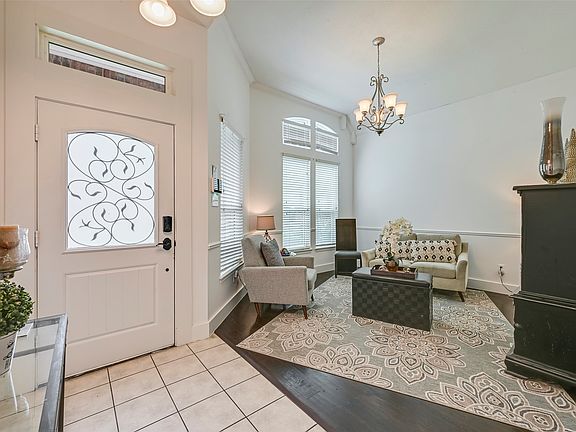 3rd image of 6017 Baskerville Dr