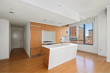 Rented by R New York