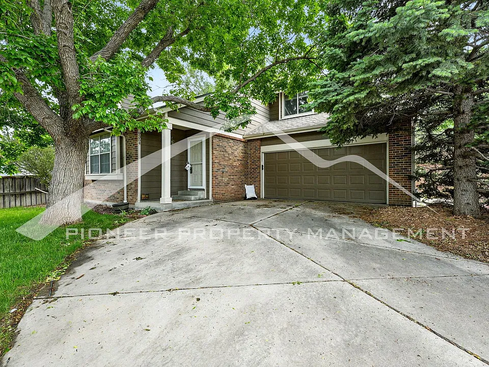 9354 Cattail Ct