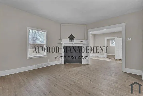 168 Beresford St — Photo 3