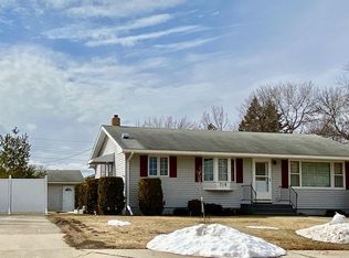 718 Champagne Ave SW, Red Lake Falls, MN 56750