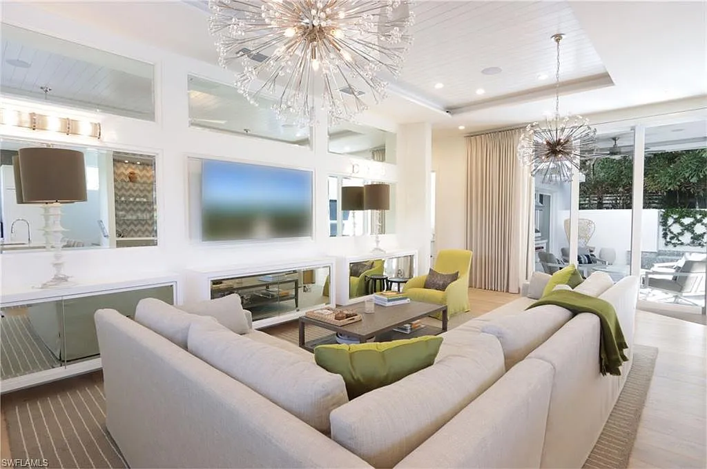 4 bed, 4.5 bath, 3000 sqft, $70,000 — Photo 3