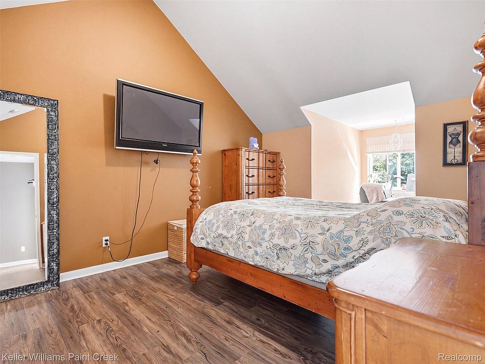 1310 Bay Hl #15, photo 19