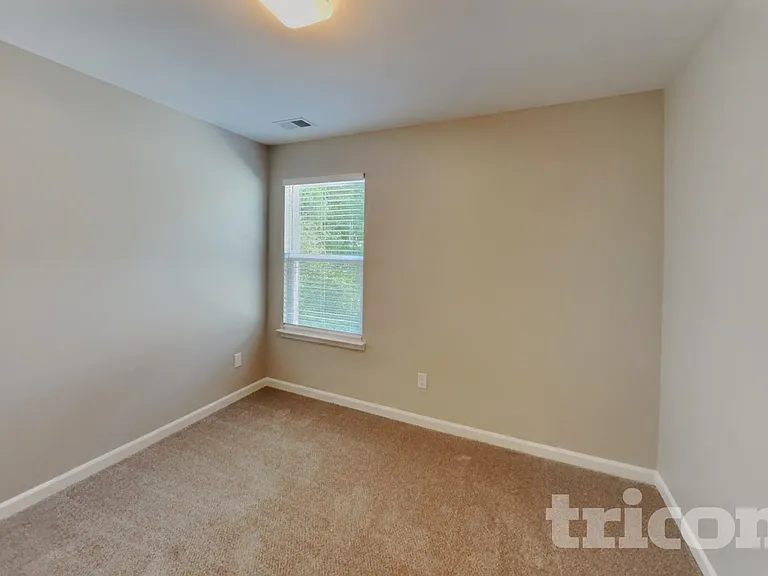512 Hickory Leaf Ct — Photo 11