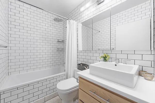 Sold by Compass | media 9