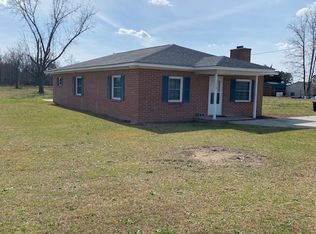 1229 Swift Creek Rd, Hartsville, SC 29550