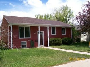 1911 E Custer St, Laramie, WY 82070