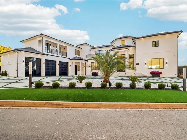 10511 Mary Bell Ave, Sunland, CA 91040