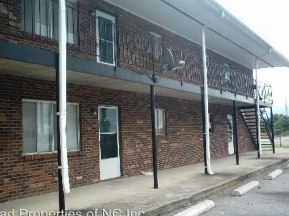 215-217 Ingram Rd, King, NC