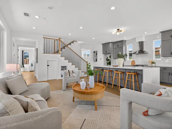 1355 Olympia Ave, Campbell, CA 95008