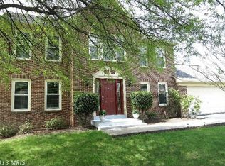 4008 Maureen Ln, Fairfax, VA 22033