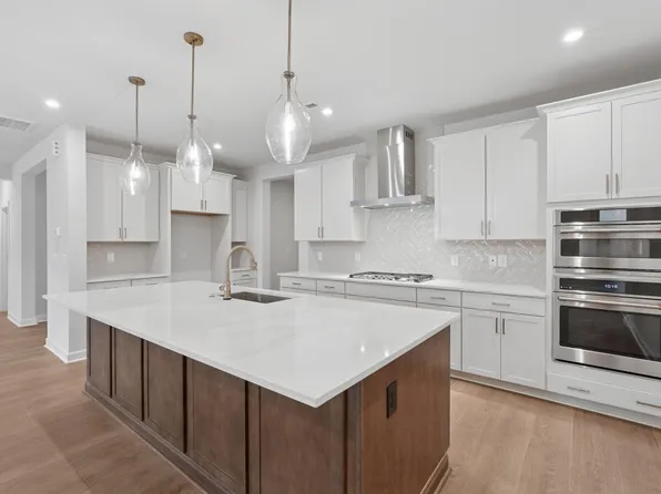 45 Firefly Ln, Fuquay Varina, NC 27526