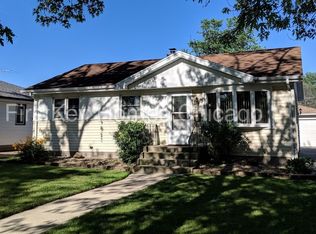 18523 Oak Ave, Lansing, IL 60438