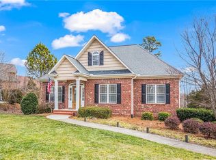 157 Red Hawk Ln, Winston Salem, NC 27107